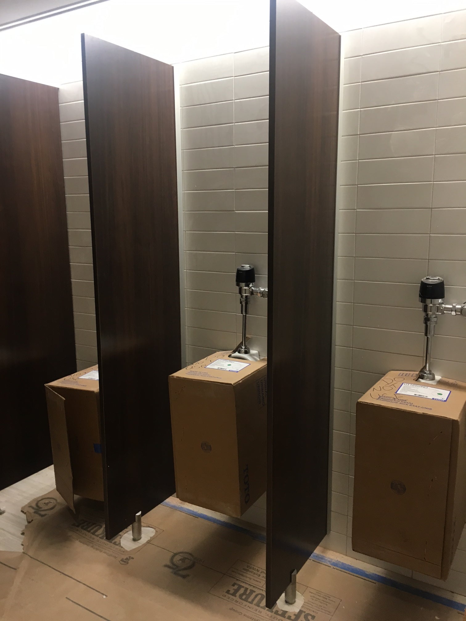 Privada Toilet Cubicles — Prestige Distribution